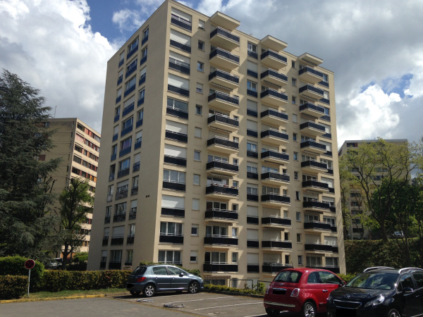 Offres de location Garage Poissy 78300