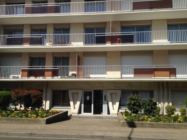 Offres de location Garage Poissy 78300